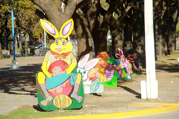 Actividades en la Plaza por la Semana Santa