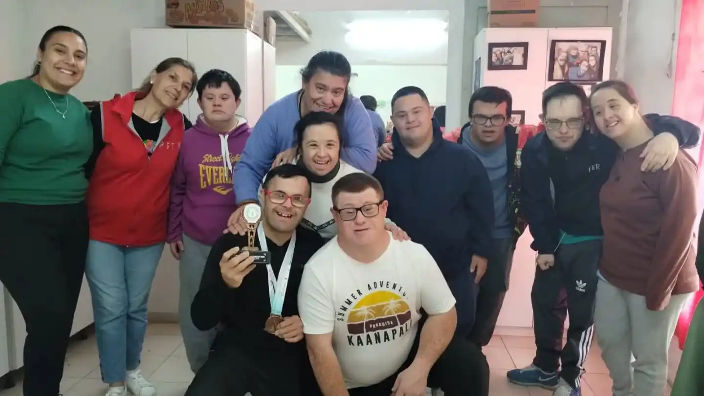 Gran recibimiento recibió Martín de sus amigos