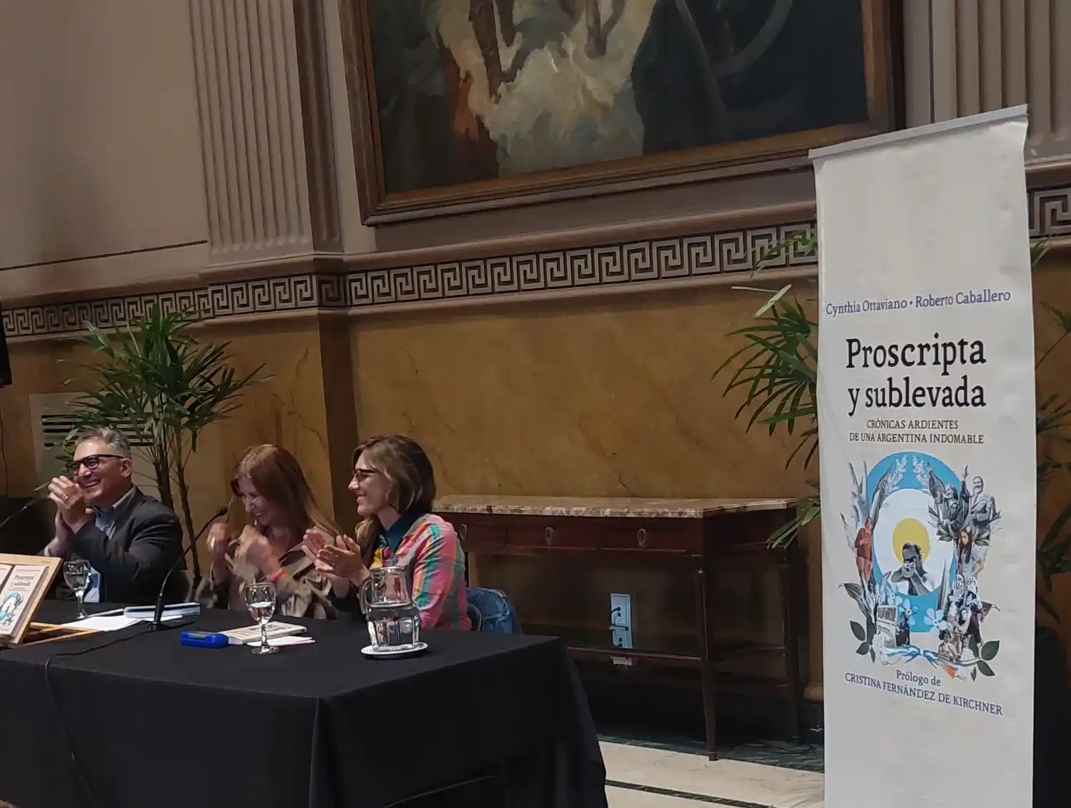 Los periodistas Roberto Caballero y Cynthia Ottaviano presentaron en la Legislatura bonaerense el libro “Proscripta y sublevada”, una obra de crónicas sobre la historia y la resistencia del peronismo.
