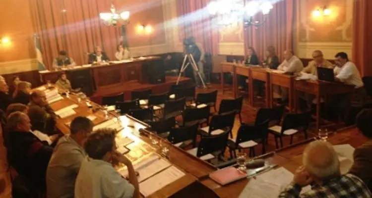 El HCD se constituyó en comisión para asesorar al Ejecutivo