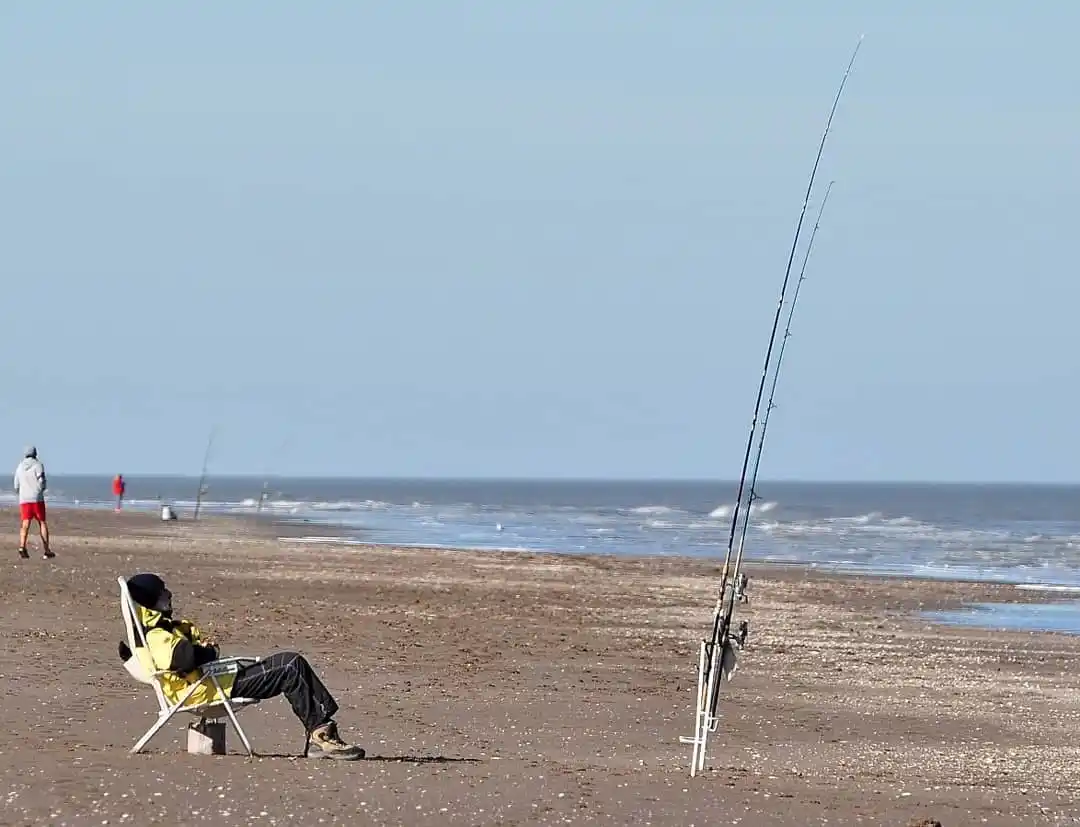 Monte Hermoso: "No tener temporada de verano sería una catástrofe" afirmó titular de Comercio e Industria