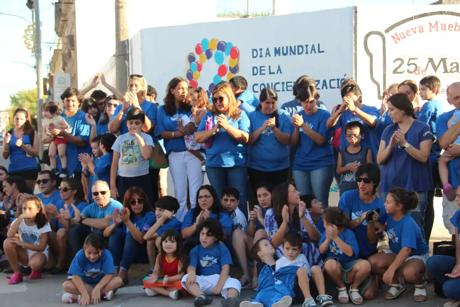 Caminata por el Día Mundial de la Concientización sobre el Autismo