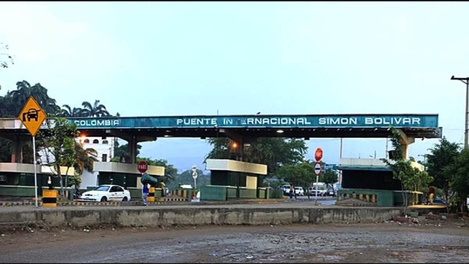 PARA ENERO del 2023 quedó el paso  de vehículos por todos los puentes de la frontera con Colombia