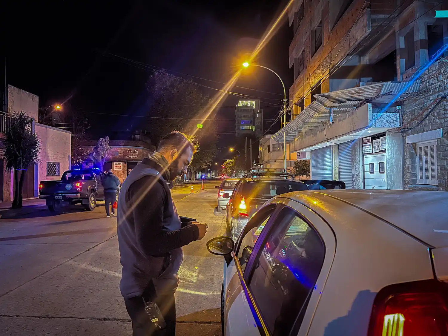 También se retuvo una licencia apócrifa, lo cual requirió un trabajo de detección exhaustiva, debido a la calidad de las falsificaciones.