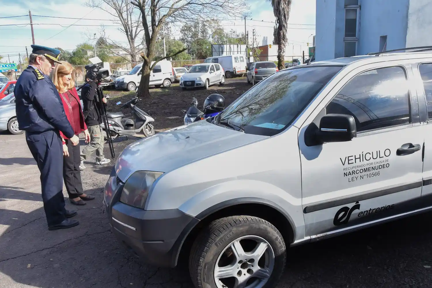 Se entregaron los primeros vehículos recuperados de Narcomenudeo