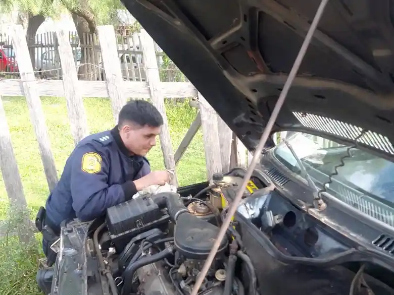 Secuestran un automóvil con el número de chasis suprimido