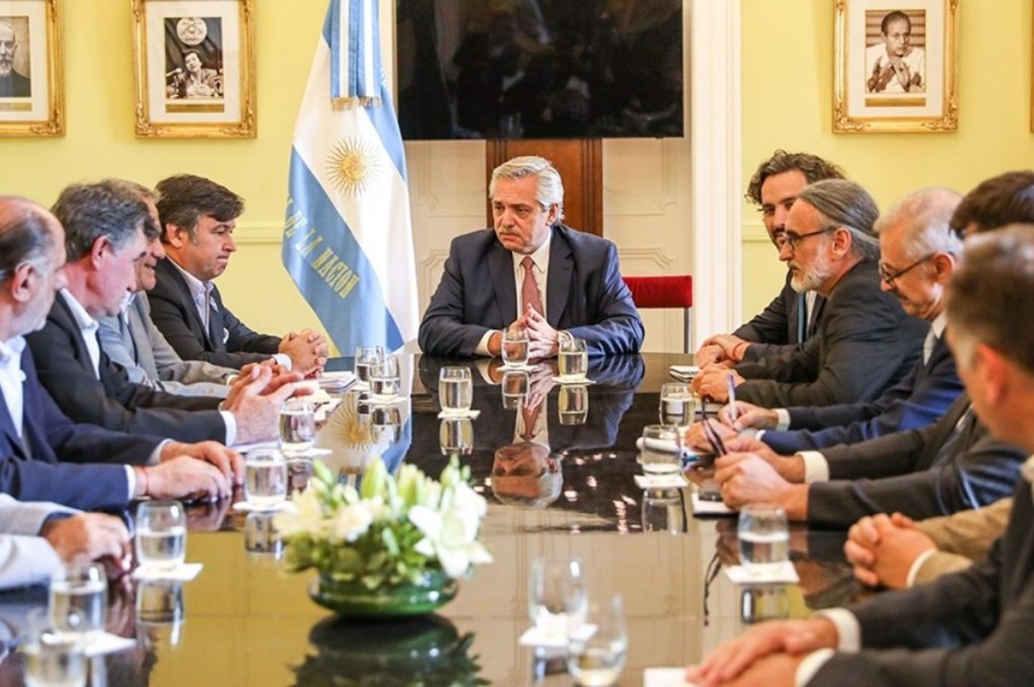 Alberto Fernández recibe a la Mesa de Enlace