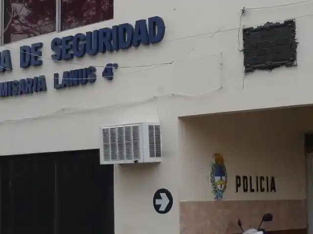 De película: Robaron 19 autos a una cuadra de la Comisaría en Lanús