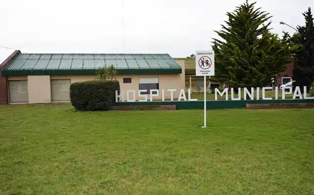 Médico acusado de “homicidio culposo” continúa detenido