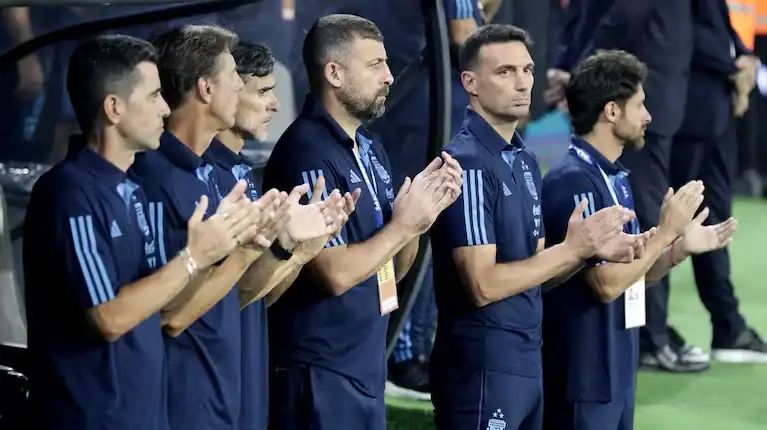 Scaloni y un cuerpo técnico que estuvo a la altura del Seleccionado argentino.