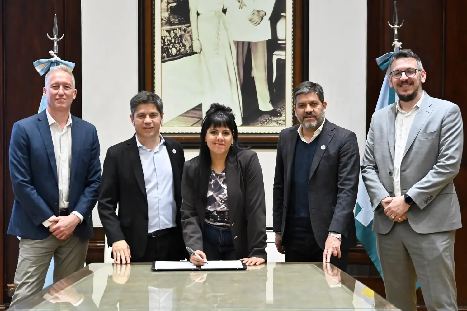 Kicillof y Cuattromo firmaron convenios de leasing con municipios para la compra de bienes de capital