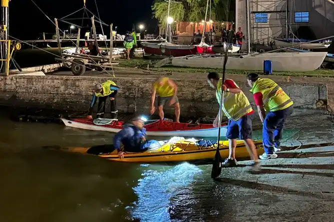 Simulacro nocturno en la laguna: Bomberos Voluntarios y Seguridad Municipal pusieron a prueba los protocolos de rescate