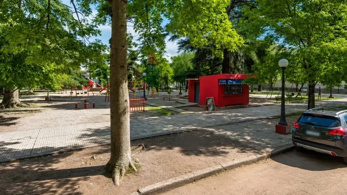 Abrieron la convocatoria pública para la concesión del kiosco de Plaza Urquiza