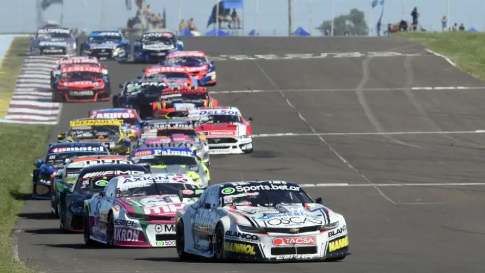 El balcarceño Santiago Mangoni ganó en el TC y cortó una sequía de casi tres años