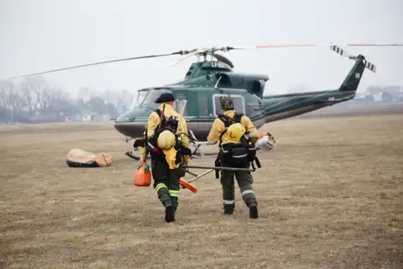 Continúa el combate de incendios en islas del Delta