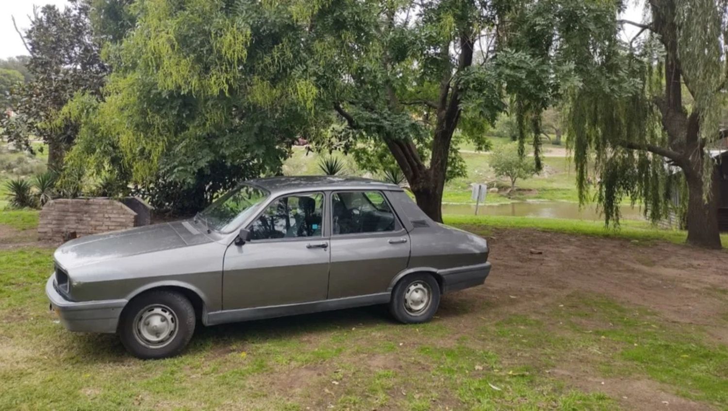 Este es el Renault 12 que fue robado