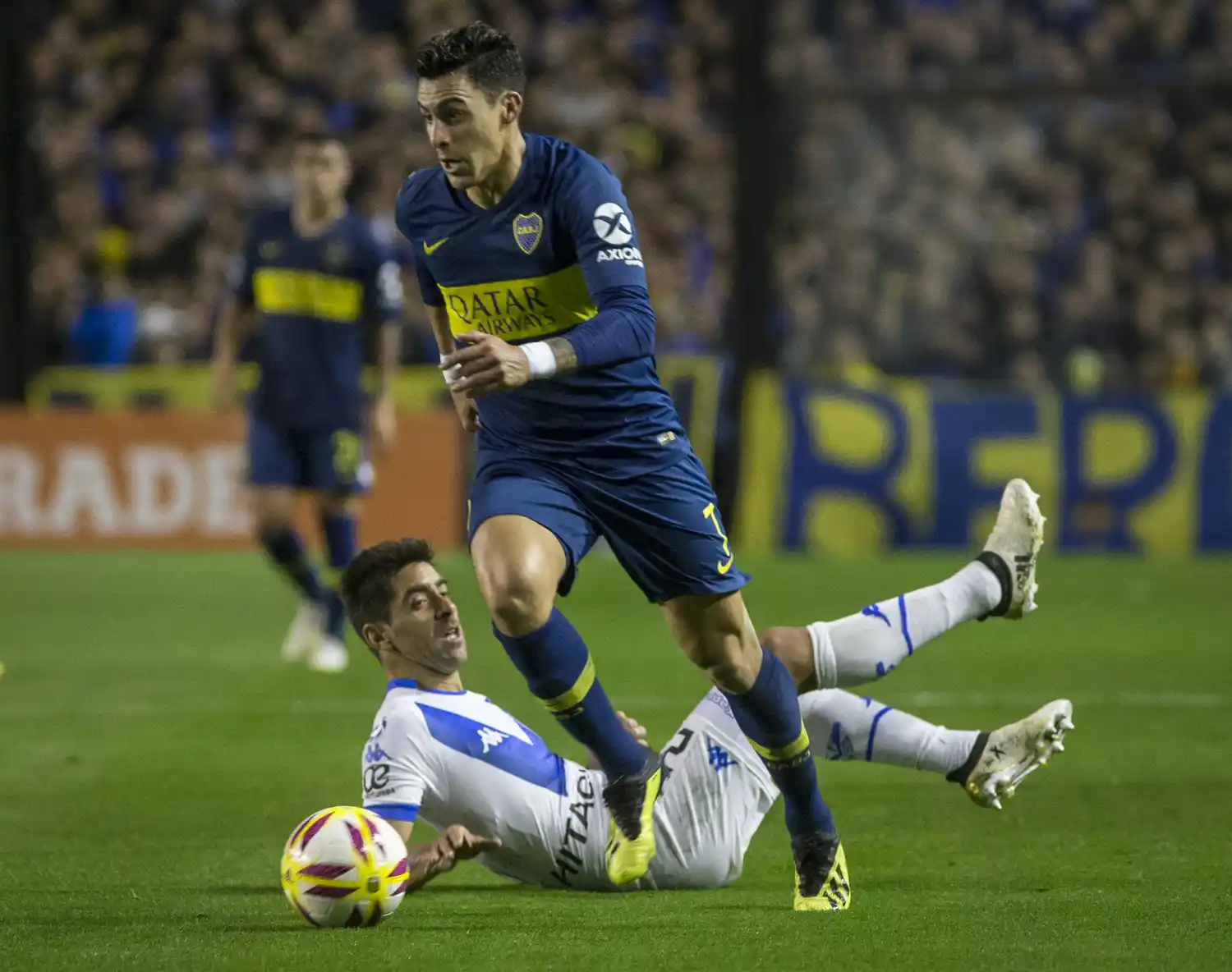 En su regreso al triunfo, Boca vapuleó a Vélez