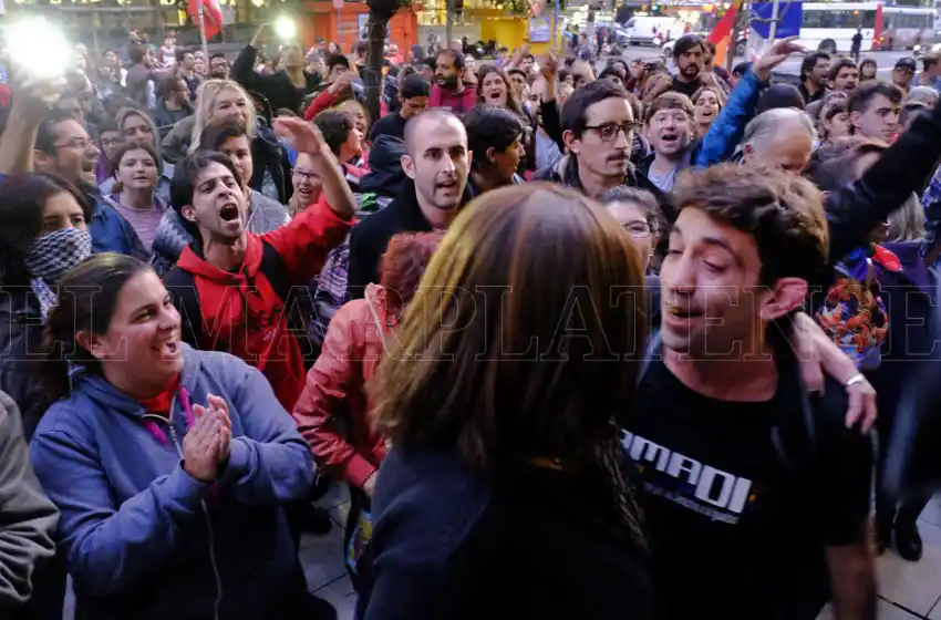 Condena a los neonazis: "Es una pena que marca un antes y un después"