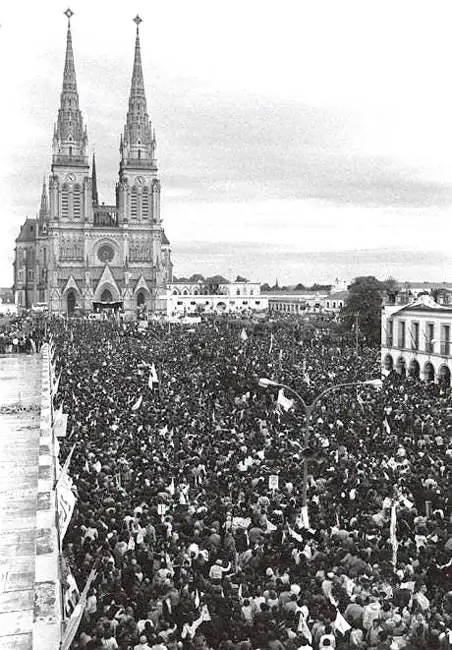 Luján volverá a recibir a un Papa tras 44 años: el histórico antecedente de Juan Pablo II y el colectivo que pasó a la historia