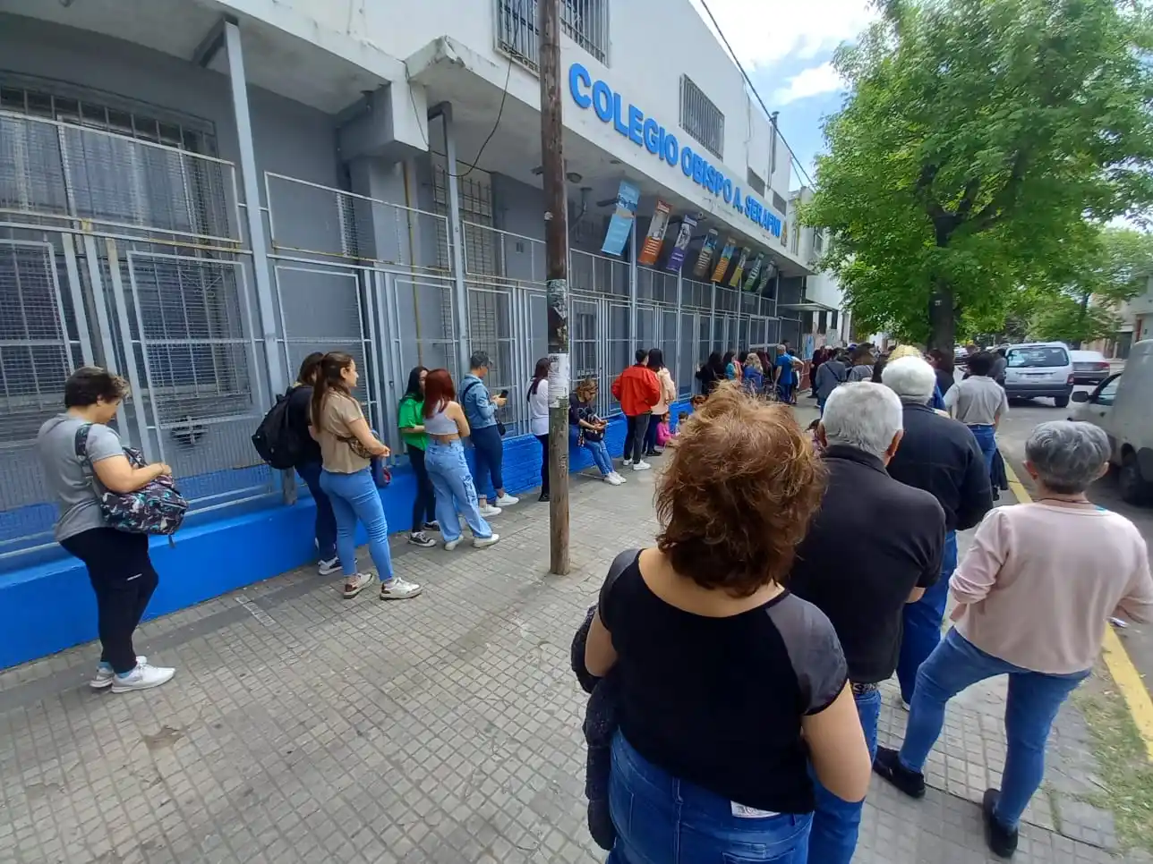 El lunes habrá clases con normalidad en las escuelas bonaerenses donde se votó
