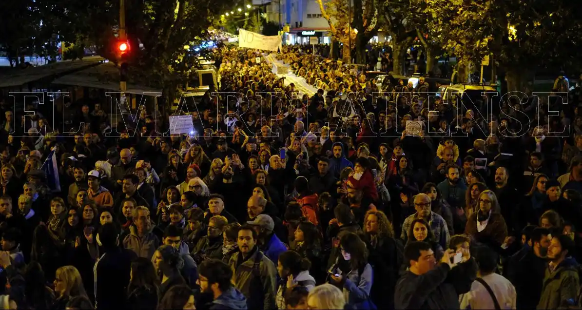 Marplatenses marcharon contra el 2x1 para delitos de lesa humanidad