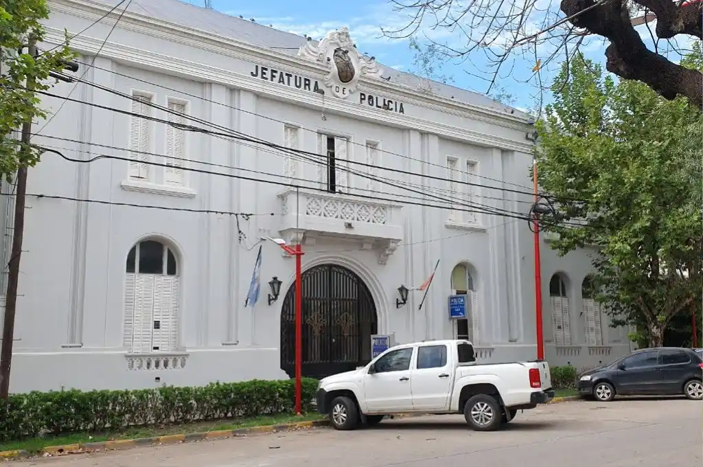 Macabro hallazgo: encontraron dos bebés sin vida en el patio de una vivienda en Cañada de Gómez