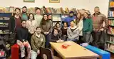 El equipo de Ilustradores Serranos, durante una reunión en la Sala Abierta de Lectura.