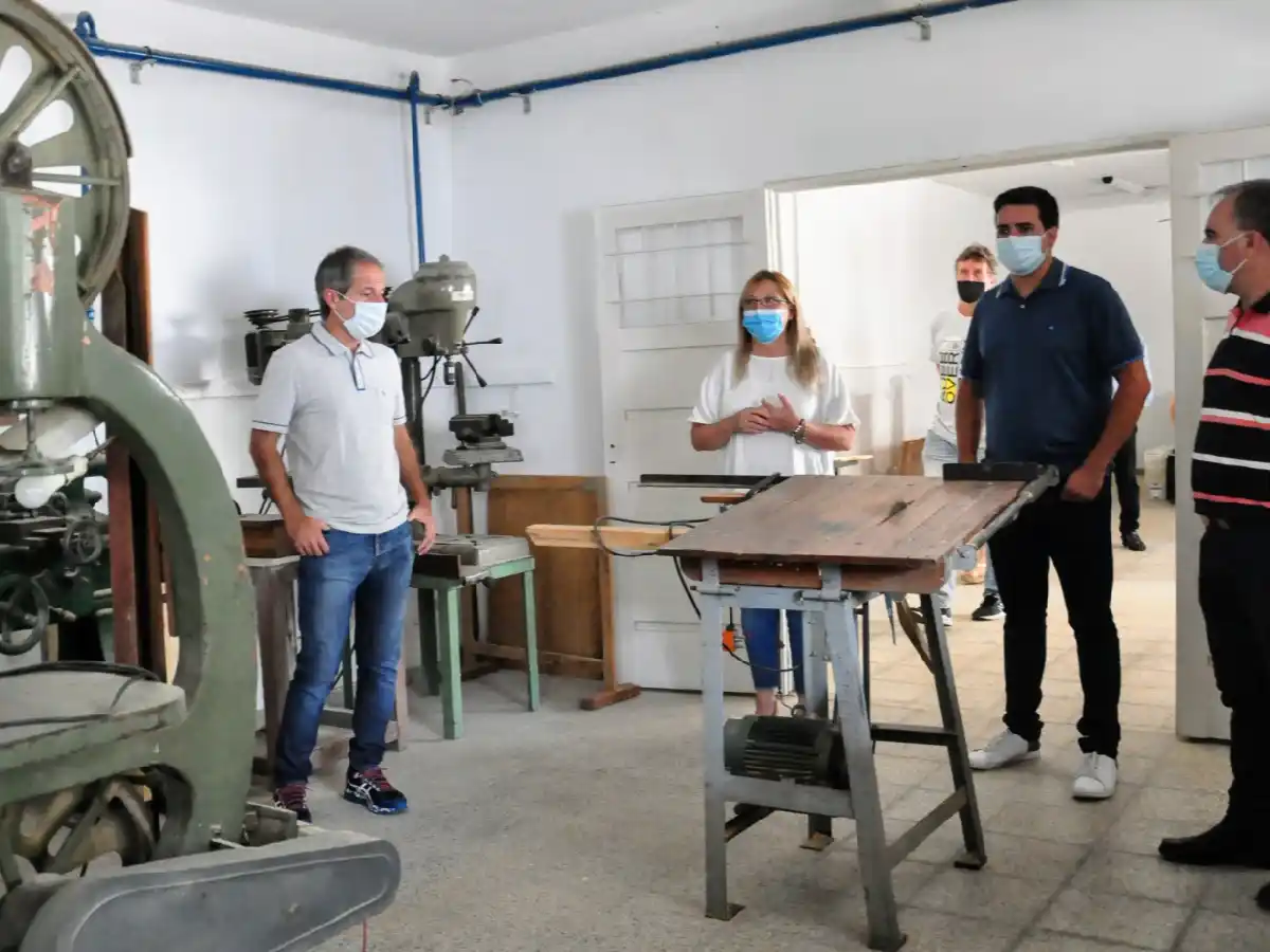 Analizaron gestiones para  capacitaciones en el Ceder