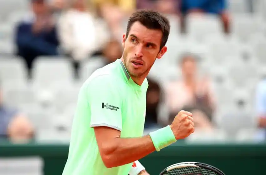 El duelo entre Mayer y Schwartzman continuará este jueves