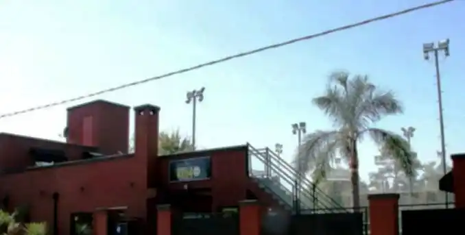 Pilar: Cayó un arco en complejo de fútbol y hay un adolescente herido de gravedad