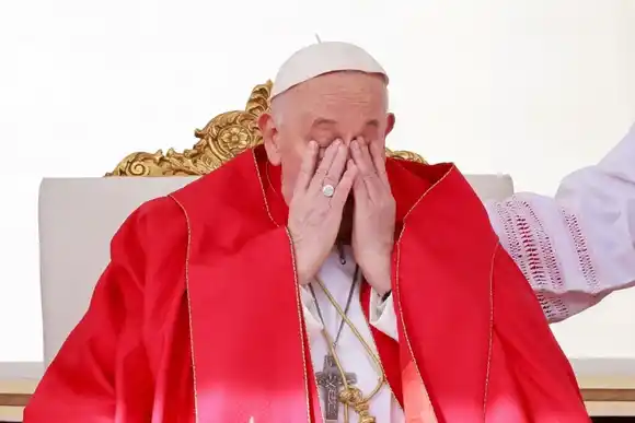El papa Francisco se salteó la homilía del Domingo de Ramos y repudió el ataque terrorista en Rusia