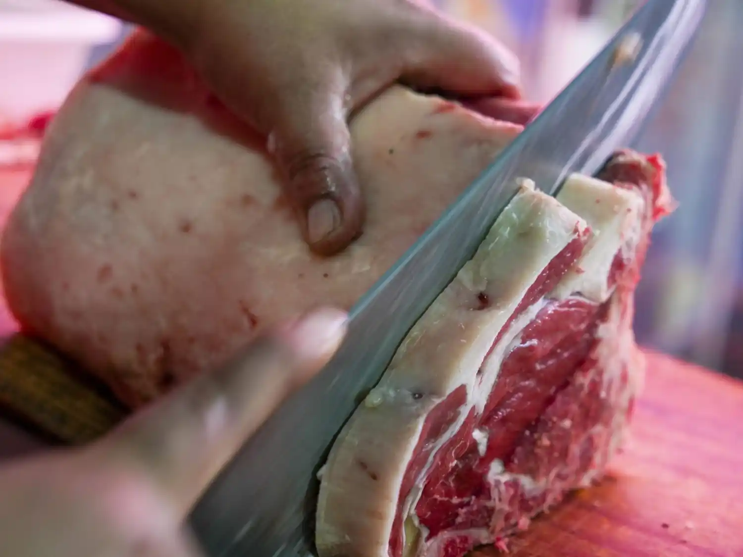 Pese al aumento de precios, el consumo de carne se incrementó en noviembre.