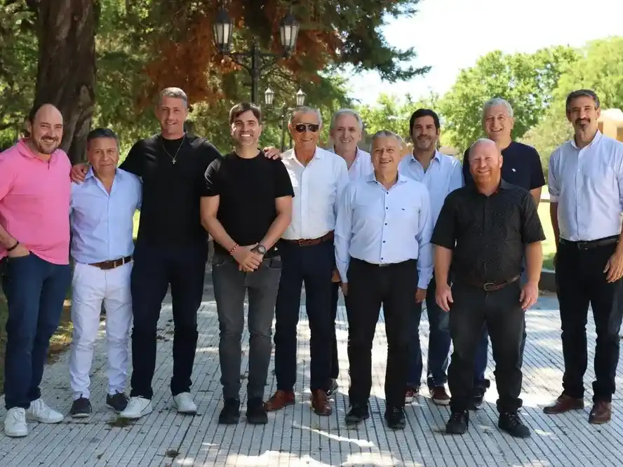 Intendentes peronistas de la Quinta sección compatieron un duro comunicado contra la gestión de Milei