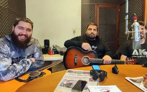 “La mayoría de los temas que tocamos son propios”