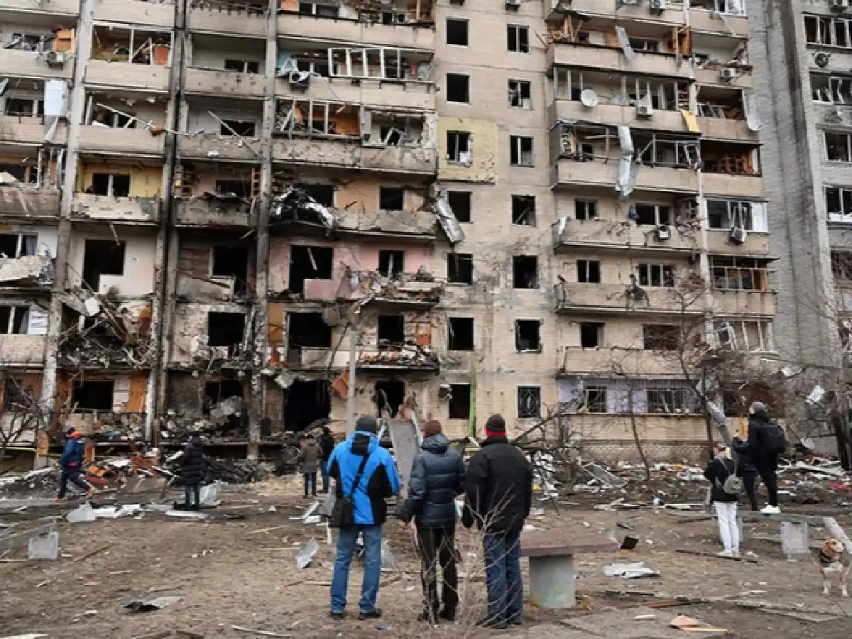 Los bombardeos llegaron a Kiev y hay combates en el norte de la ciudad