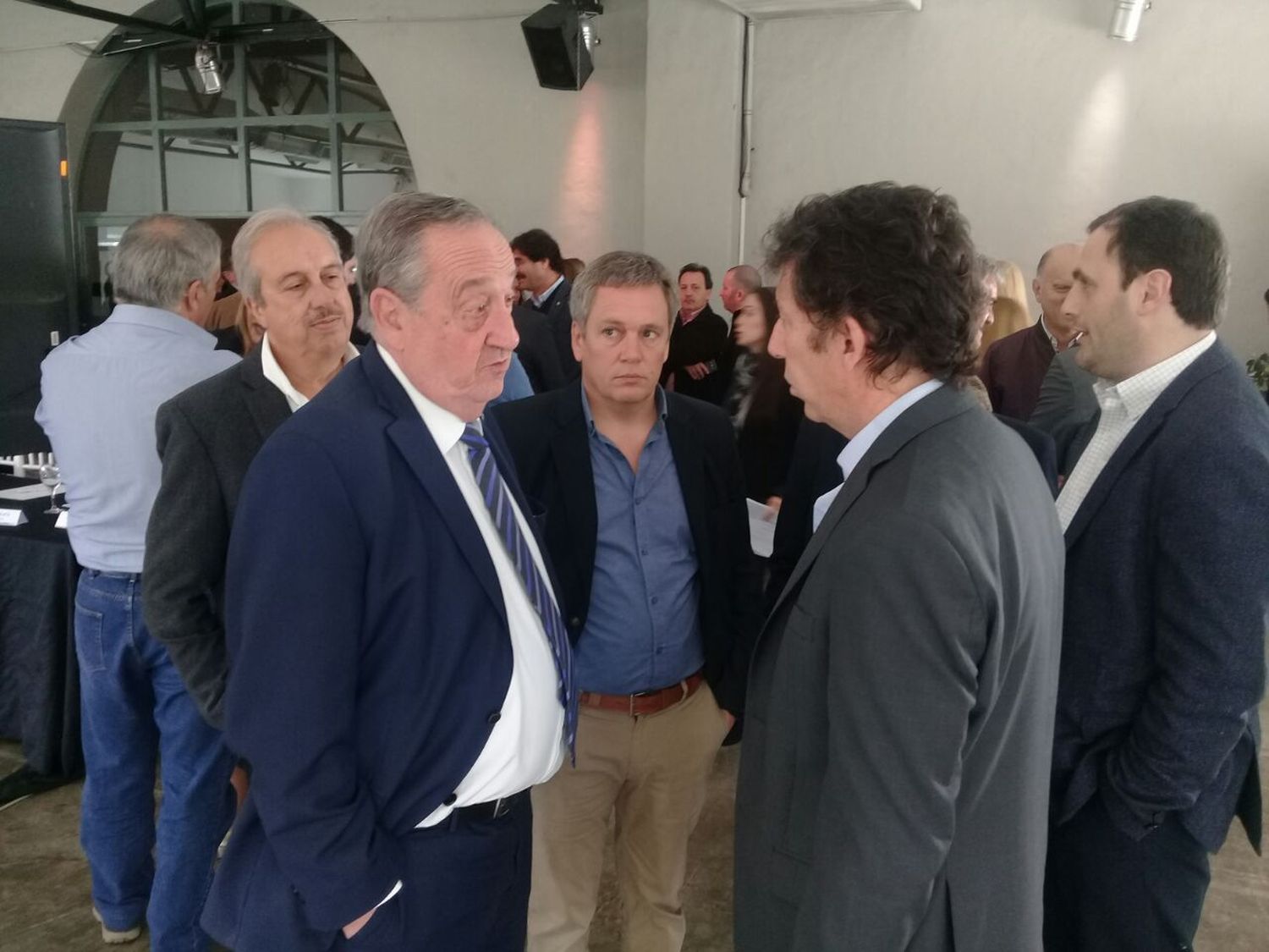 Lunghi paticipó del Foro de Intendentes Cambiemos, encabezado por Vidal