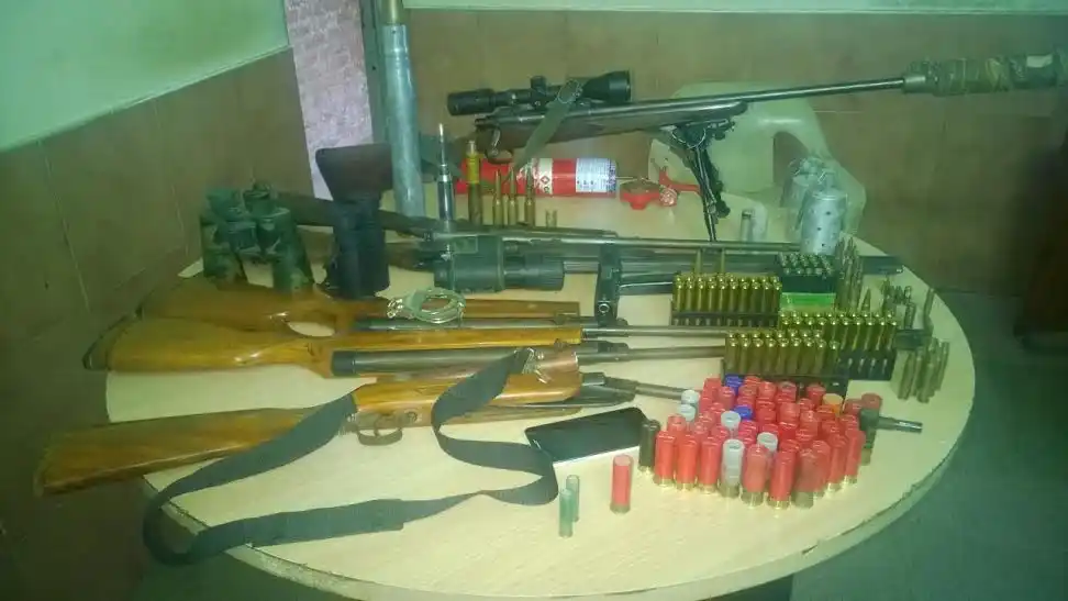 En mayo la policía secuestró casi 100 armas de fuego