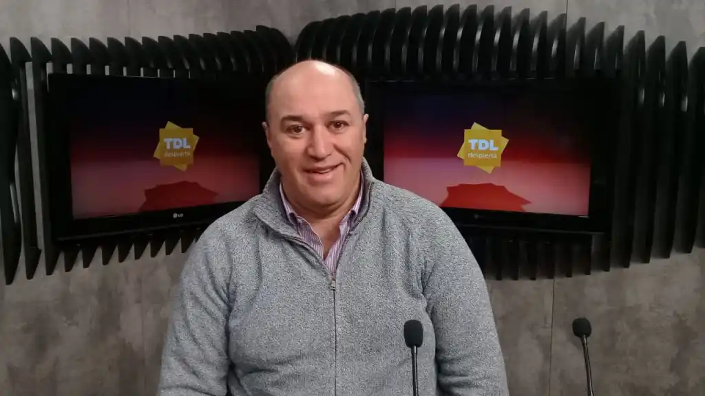 Gustavo Dacovich en el desayuno de Tandil Despierta
