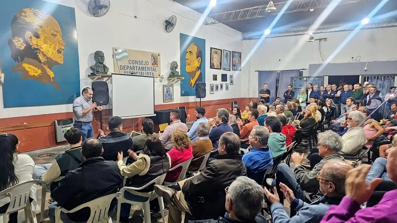 Se realizó un homenaje a Jorge Busti en el PJ de Concordia