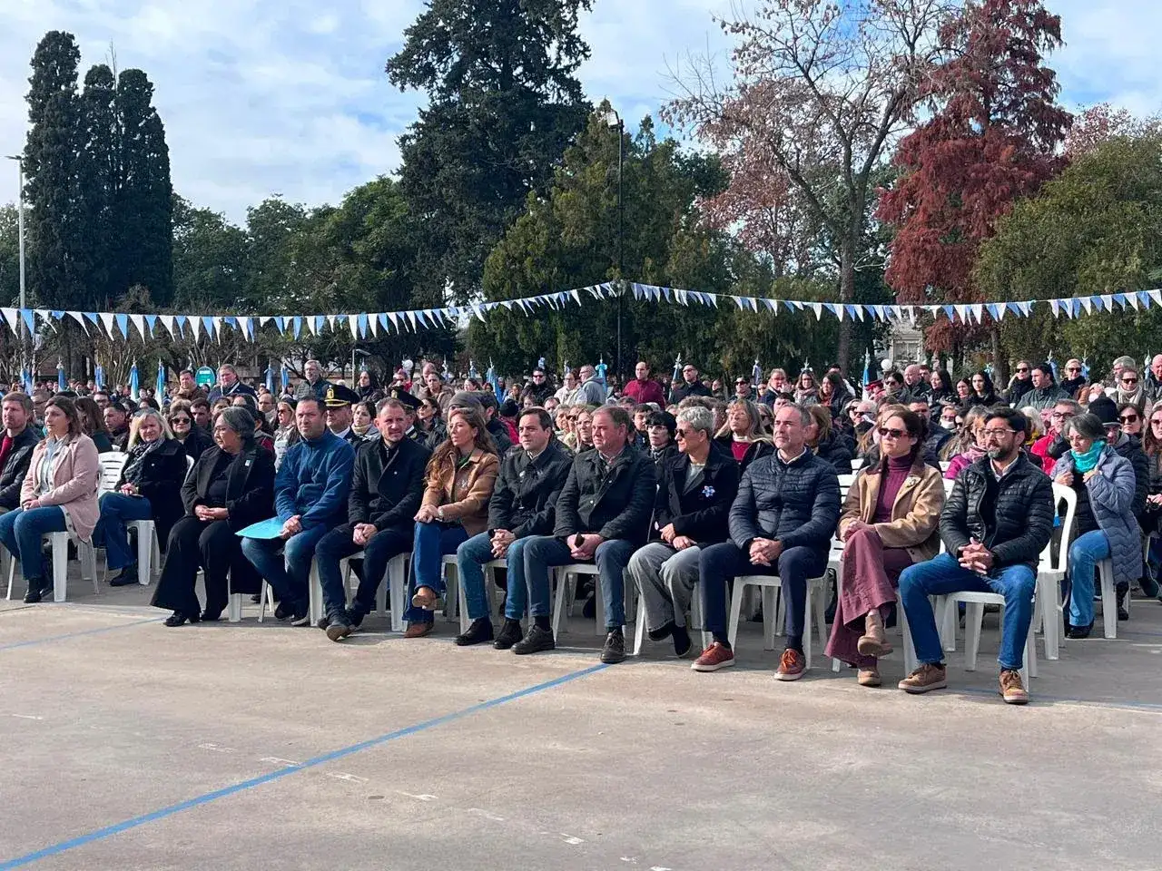 acto bandera - 1