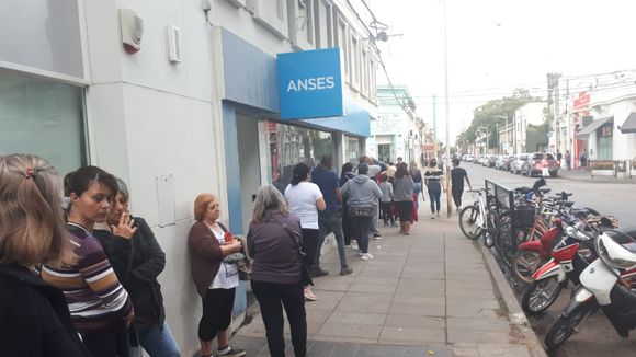 Anses, DNI, vacunatorio, Migraciones y otros trámites de organismos públicos en dos jornadas en plaza Belgrano