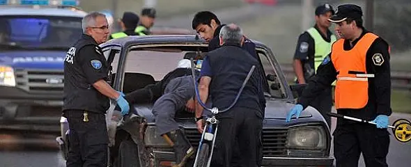 Para los peritos, Pablo García estuvo 37 minutos con el cuerpo de Rodas en el auto