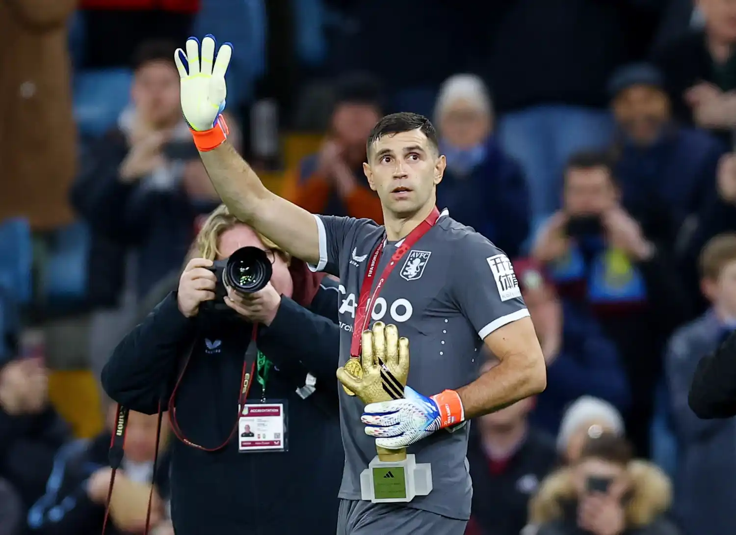 El marplatense Martínez retomó la liga inglesa.