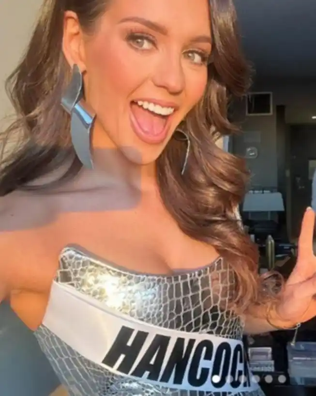 El ex novio de Jordan Hudson, de 64 años, sale en defensa de Bill Belichick