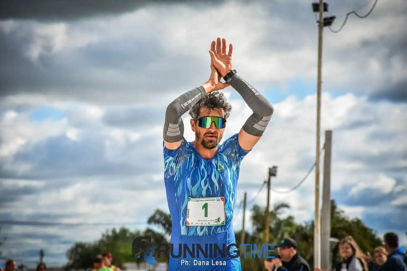 Pablo Denoni cerró un 2025 destacado en el duatlón nacional