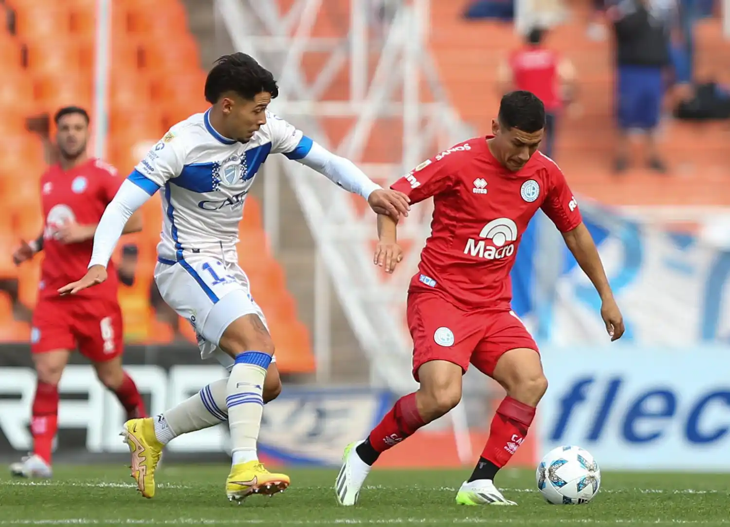 Godoy Cruz y Belgrano no abrieron el marcador
