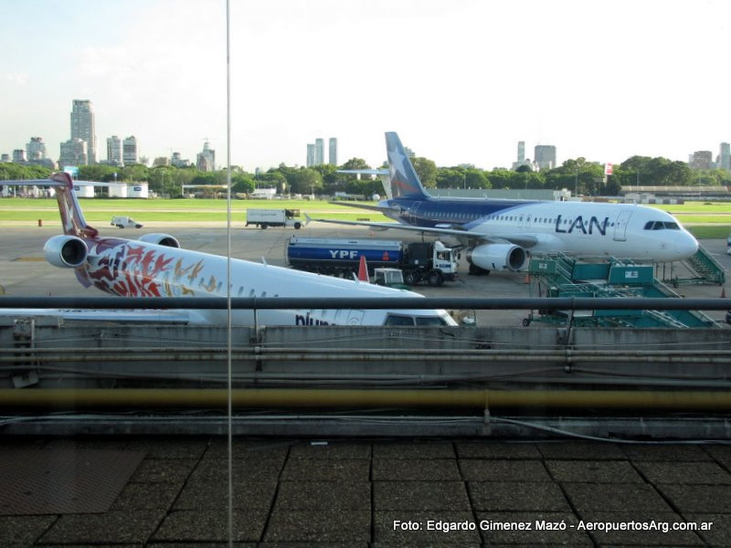 270 mil turistas extranjeros ingresaron por Aeroparque y Ezeiza en enero
