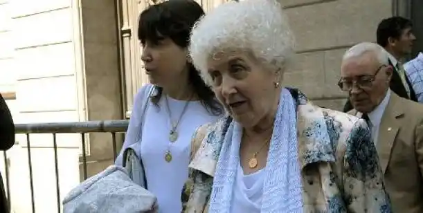 Internaron a la madre de Cristina en La Plata