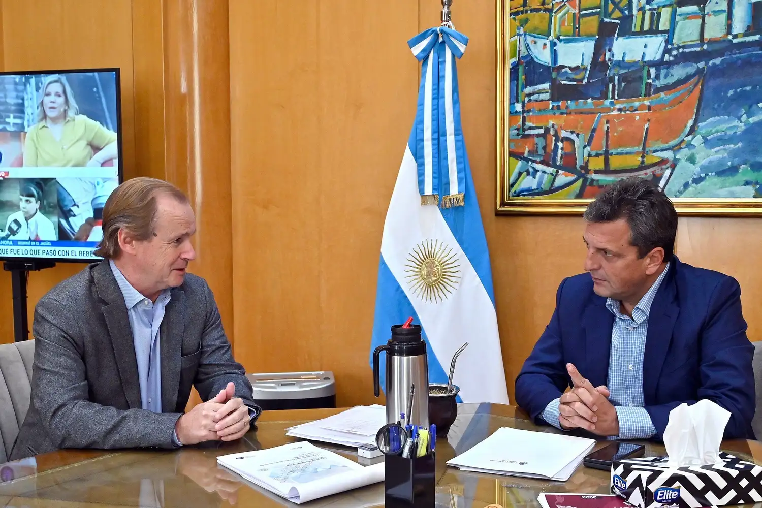 Bordet y Massa hacen efectiva la incorporación al dolar agro de productos de economías regionales