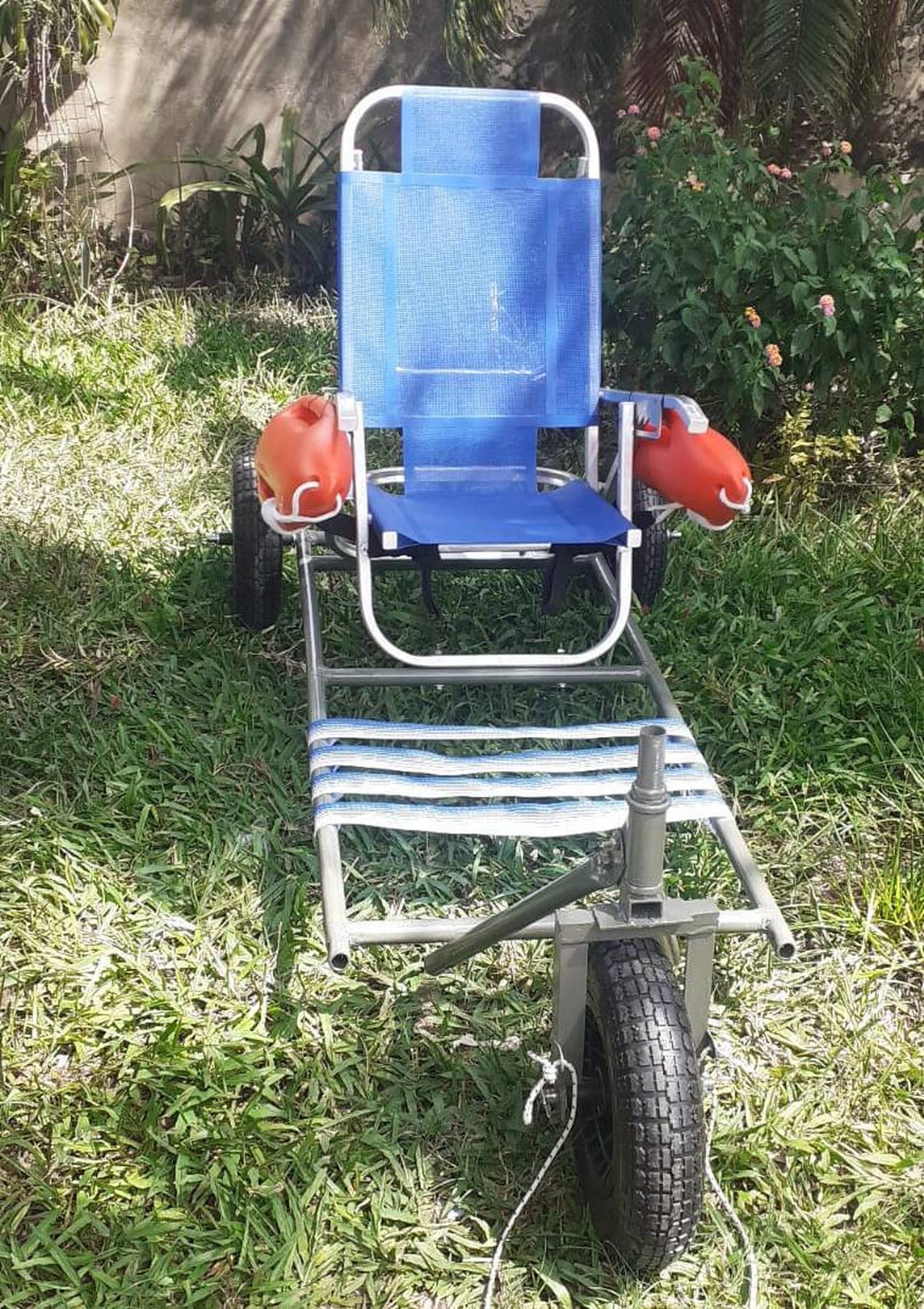 Personas con discapacidad pueden disfrutar 
del agua con la 1.ª silla anfibia de Formosa